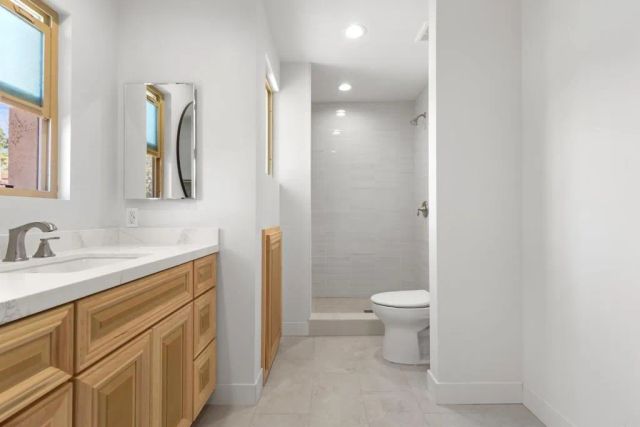 4737 Edison St., San Diego, CA 92117