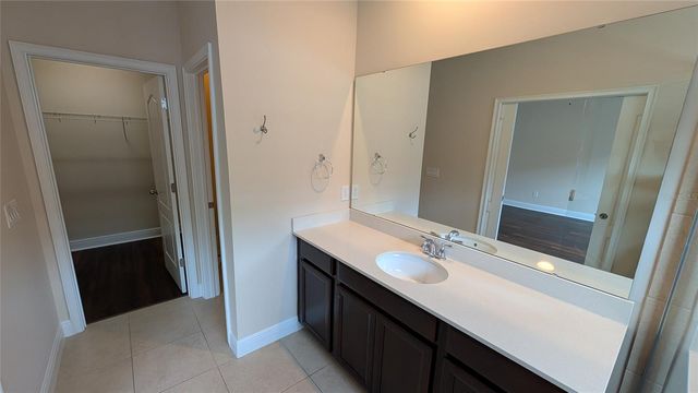 584 SCOTIA PLACE, Orlando, FL 32806