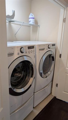 584 SCOTIA PLACE, Orlando, FL 32806