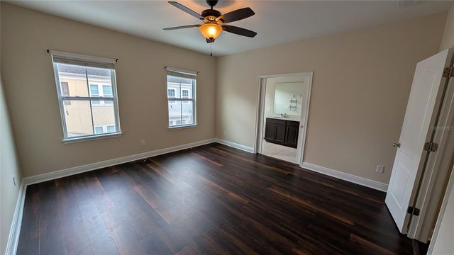 584 SCOTIA PLACE, Orlando, FL 32806