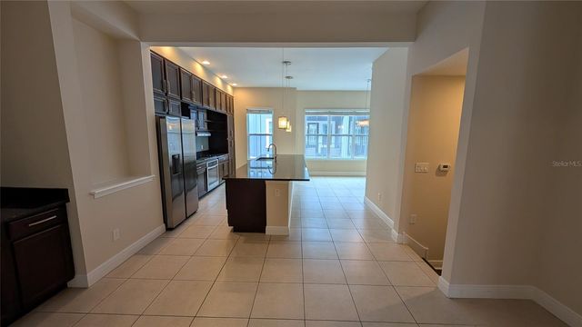 584 SCOTIA PLACE, Orlando, FL 32806