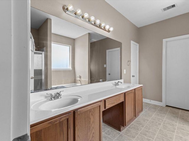 1970 Magnolia Circle, Dayton, TX 77535