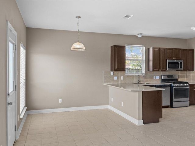 1970 Magnolia Circle, Dayton, TX 77535