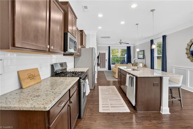 822 Riley Lane, Greensboro, NC 27455