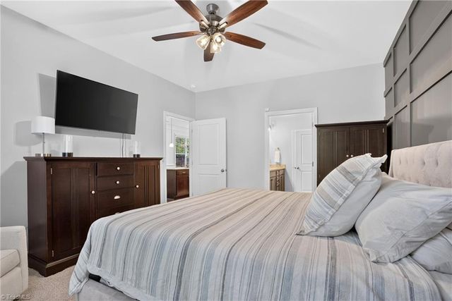 822 Riley Lane, Greensboro, NC 27455