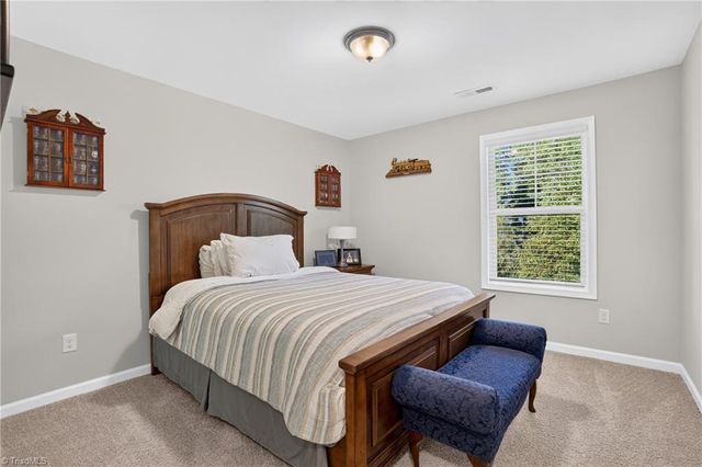 822 Riley Lane, Greensboro, NC 27455
