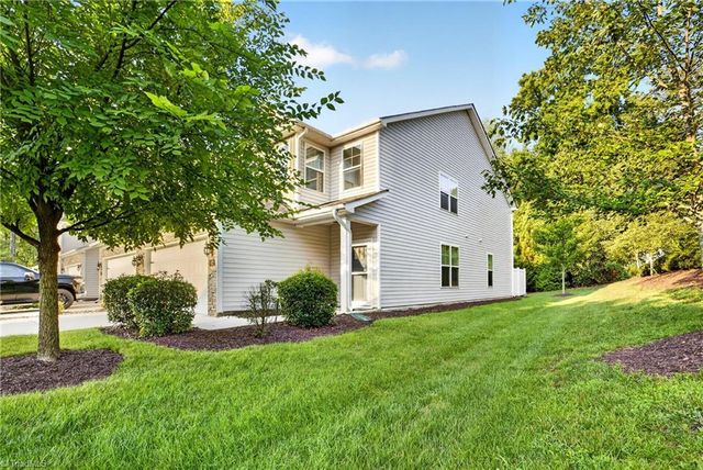 822 Riley Lane, Greensboro, NC 27455