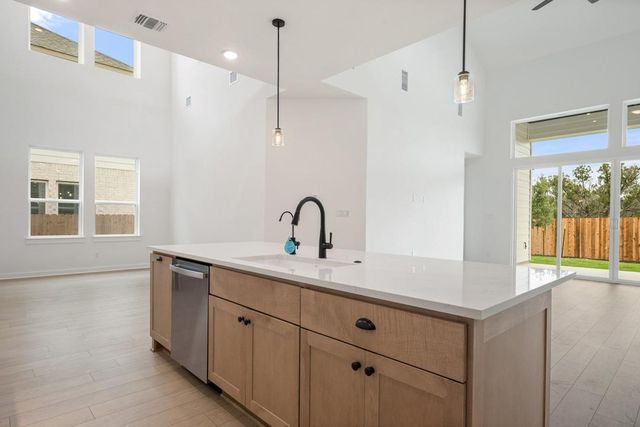 368 Heritage Forest Parkway, Dripping Springs, TX 78620