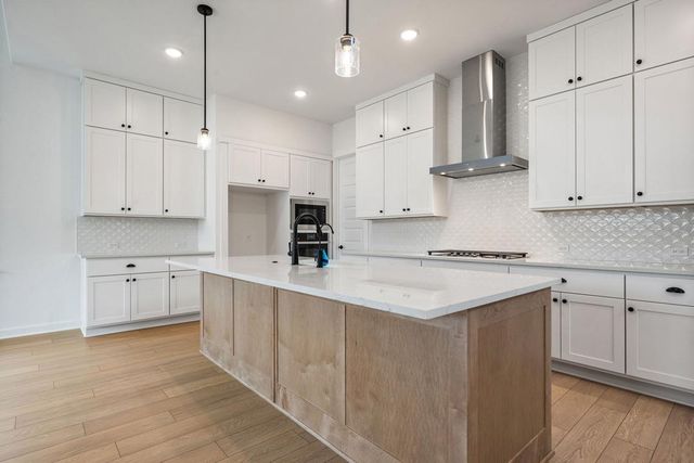 368 Heritage Forest Parkway, Dripping Springs, TX 78620