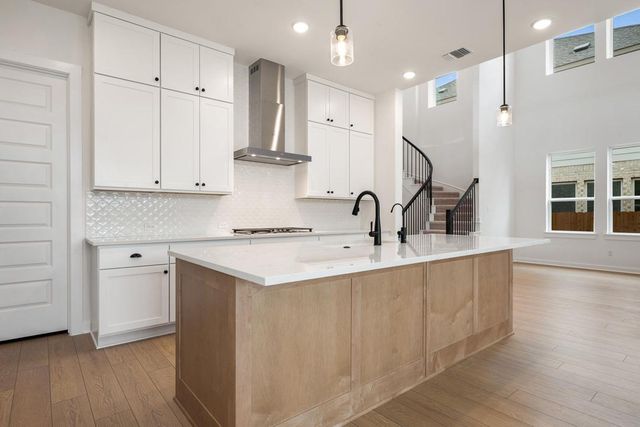 368 Heritage Forest Parkway, Dripping Springs, TX 78620