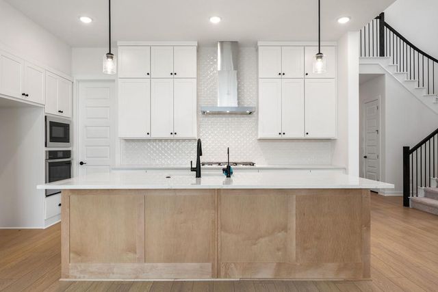 368 Heritage Forest Parkway, Dripping Springs, TX 78620