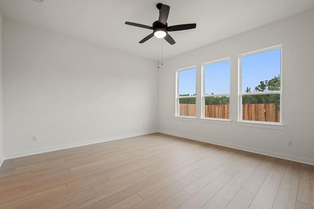 368 Heritage Forest Parkway, Dripping Springs, TX 78620