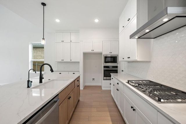 368 Heritage Forest Parkway, Dripping Springs, TX 78620