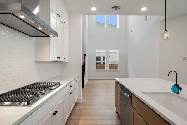368 Heritage Forest Parkway, Dripping Springs, TX 78620