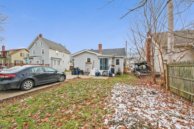 1268 Brown Street, Akron, OH 44301