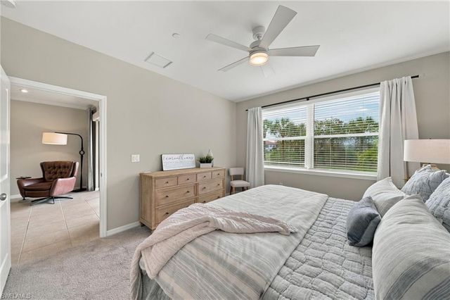 9402 Pocida CT 104, Naples, FL 34119