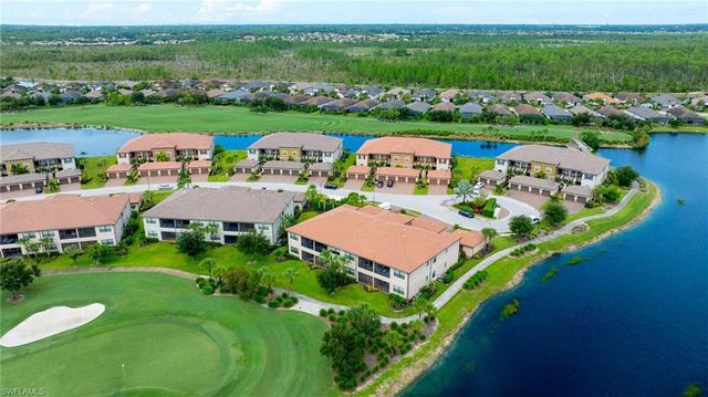 9402 Pocida CT 104, Naples, FL 34119