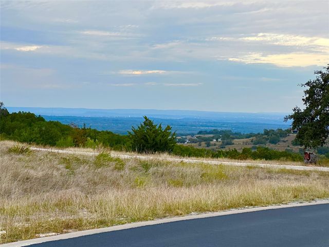 284 Cedar Mountain DR, Spicewood, TX 78654