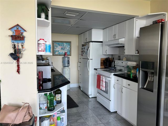 17600 N Bay Road N902, Sunny Isles Beach, FL 33160
