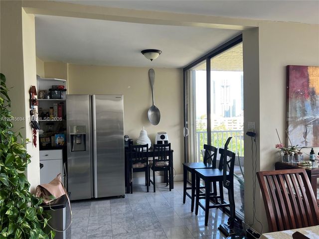 17600 N Bay Road N902, Sunny Isles Beach, FL 33160