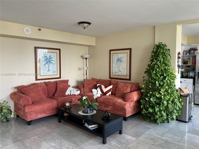 17600 N Bay Road N902, Sunny Isles Beach, FL 33160