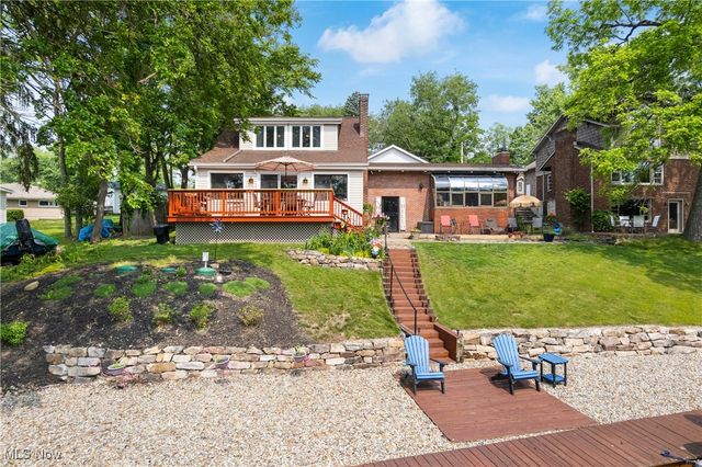 4131 State Park Drive, New Franklin, OH 44319