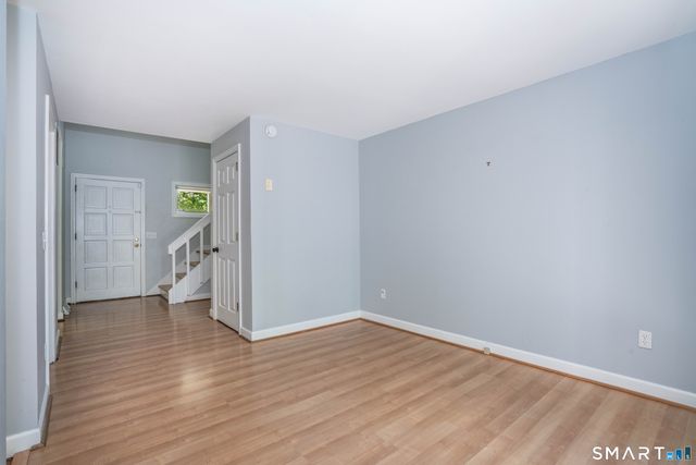 328 Tunxis Road, West Hartford, CT 06107