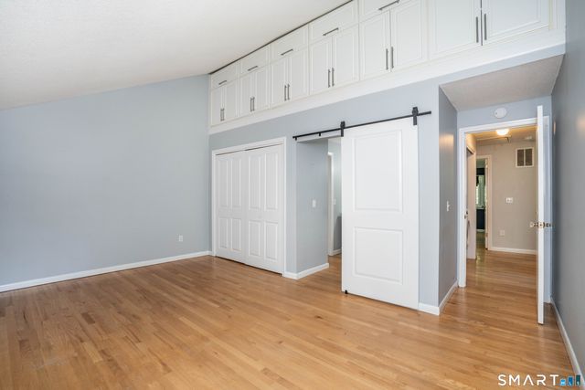 328 Tunxis Road, West Hartford, CT 06107