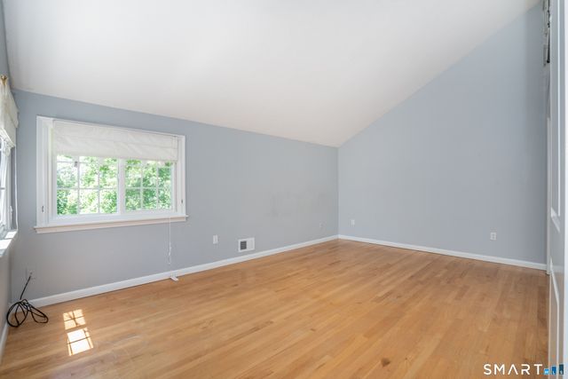 328 Tunxis Road, West Hartford, CT 06107