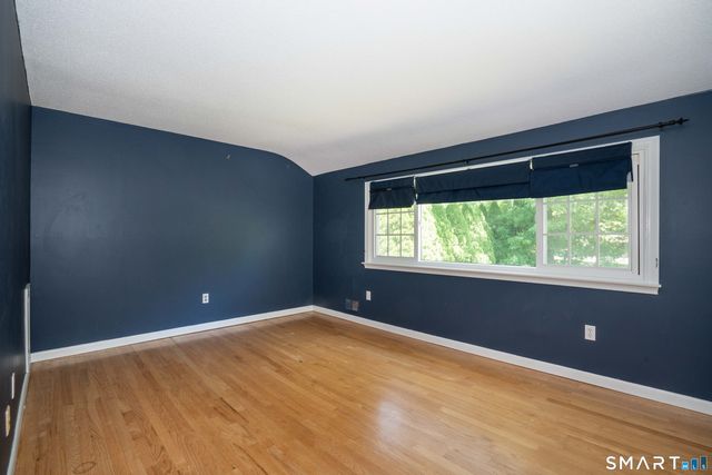 328 Tunxis Road, West Hartford, CT 06107