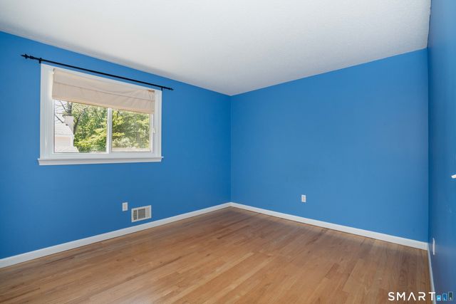 328 Tunxis Road, West Hartford, CT 06107