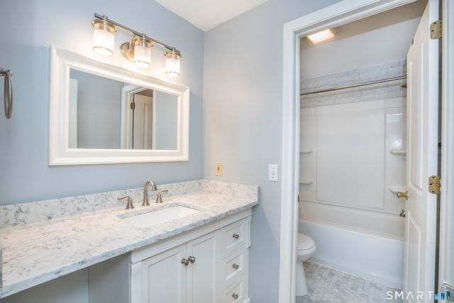 328 Tunxis Road, West Hartford, CT 06107