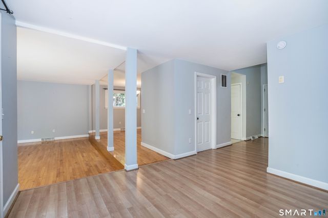 328 Tunxis Road, West Hartford, CT 06107