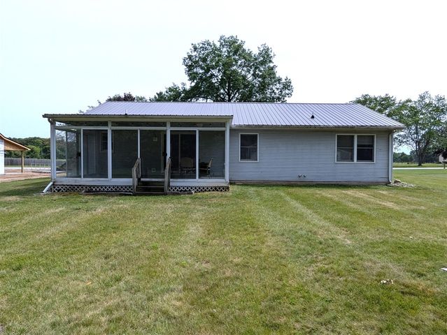 27624 Northland Drive, Sturgis, MI 49091