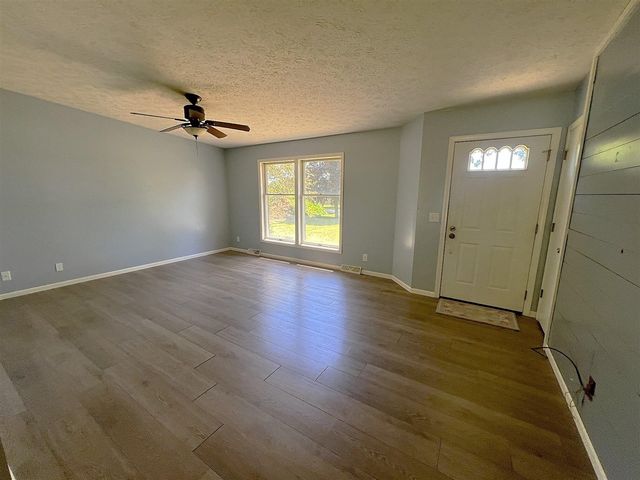 27624 Northland Drive, Sturgis, MI 49091