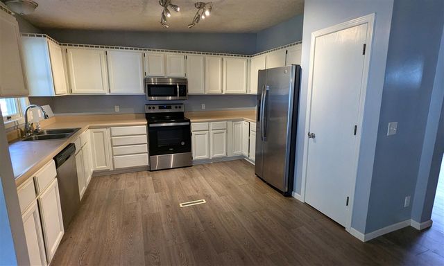 27624 Northland Drive, Sturgis, MI 49091