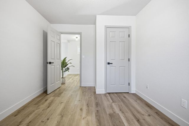 3647 Whispering Creek Cir, Stockton, CA 95219