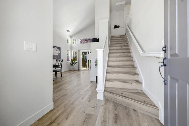 3647 Whispering Creek Cir, Stockton, CA 95219