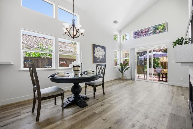 3647 Whispering Creek Cir, Stockton, CA 95219