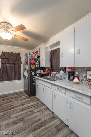 601 Melrose Place NE, Canton, OH 44714