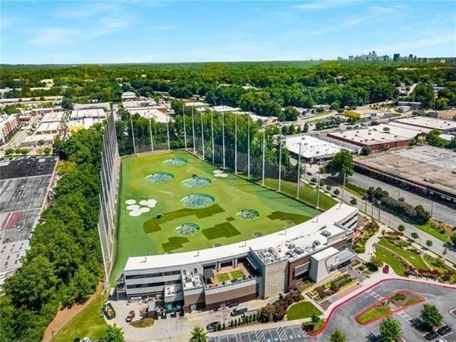 1533 Gilstrap NW Lane, Atlanta, GA 30318