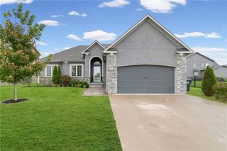 4812 SW 5th Street, Blue Springs, MO 64014