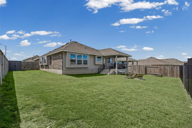 627 Biscayne Bay BND, Kyle, TX 78640