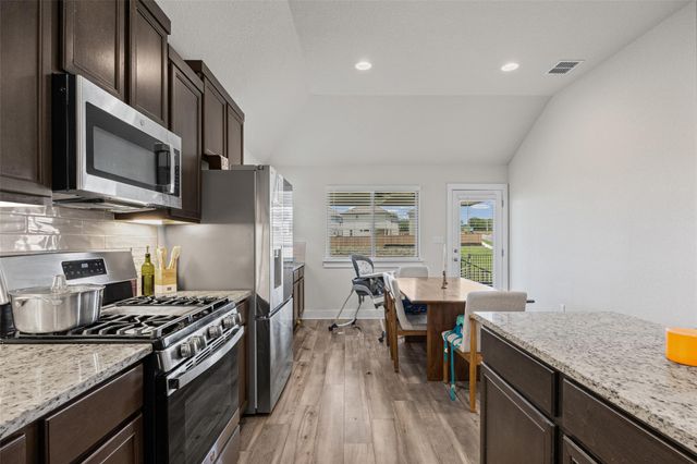 627 Biscayne Bay BND, Kyle, TX 78640