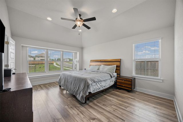 627 Biscayne Bay BND, Kyle, TX 78640