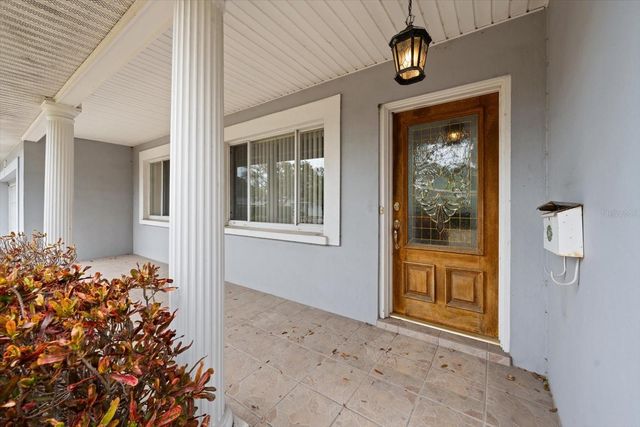 230 GARDEN CIRCLE, Belleair, FL 33756