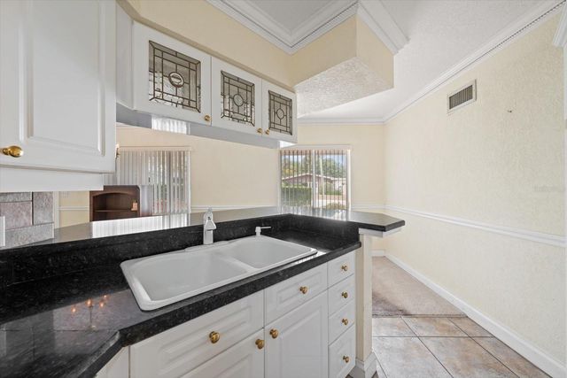 230 GARDEN CIRCLE, Belleair, FL 33756