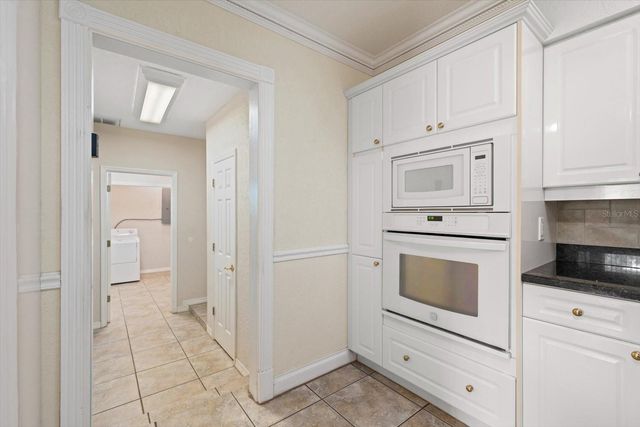 230 GARDEN CIRCLE, Belleair, FL 33756