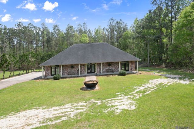 29550 Horseshoe Rd, Independence, LA 70443