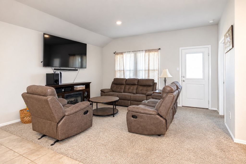 616 Sand Point Drive, Fort Worth, TX 76131 — photo 5
